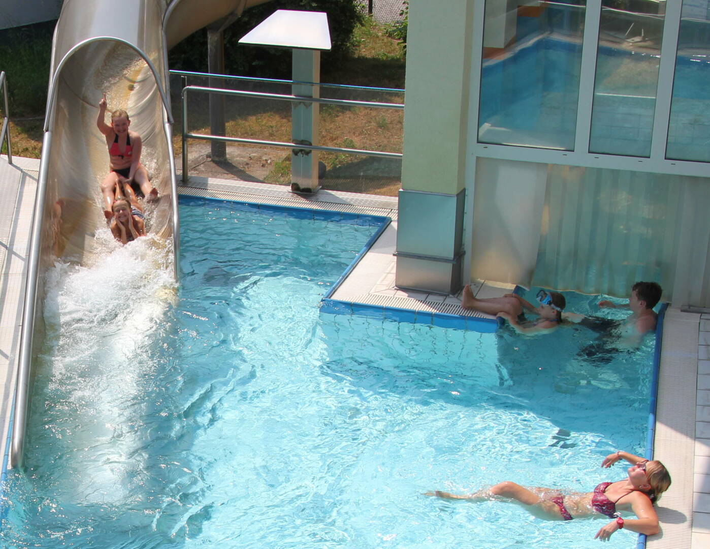 Bäderland Familienbad Ohlsdorf Im Grünen Grunde 1 22337 Hamburg Hallenbad - Familienbad Juramar - Stadt Pottenstein